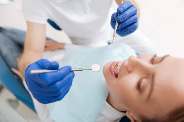Best Teeth Whitening  in Raymond, IL